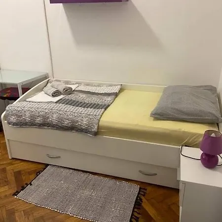 Alex Apartment