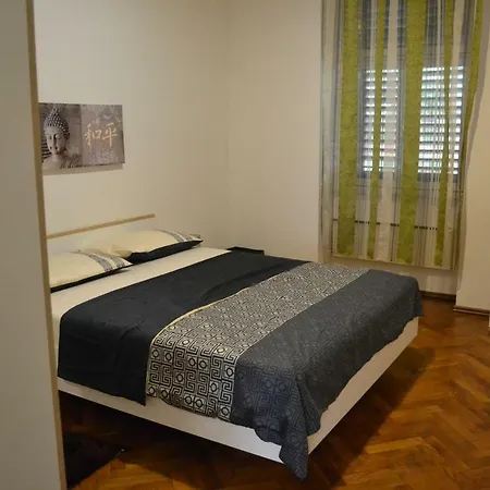 Alex Apartamento *